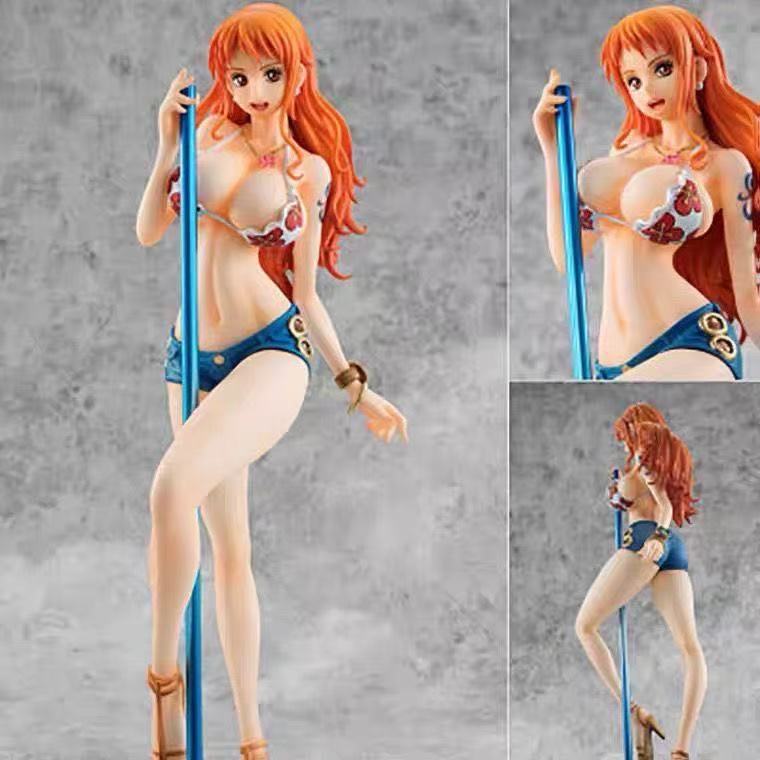 One Piece Nami figure