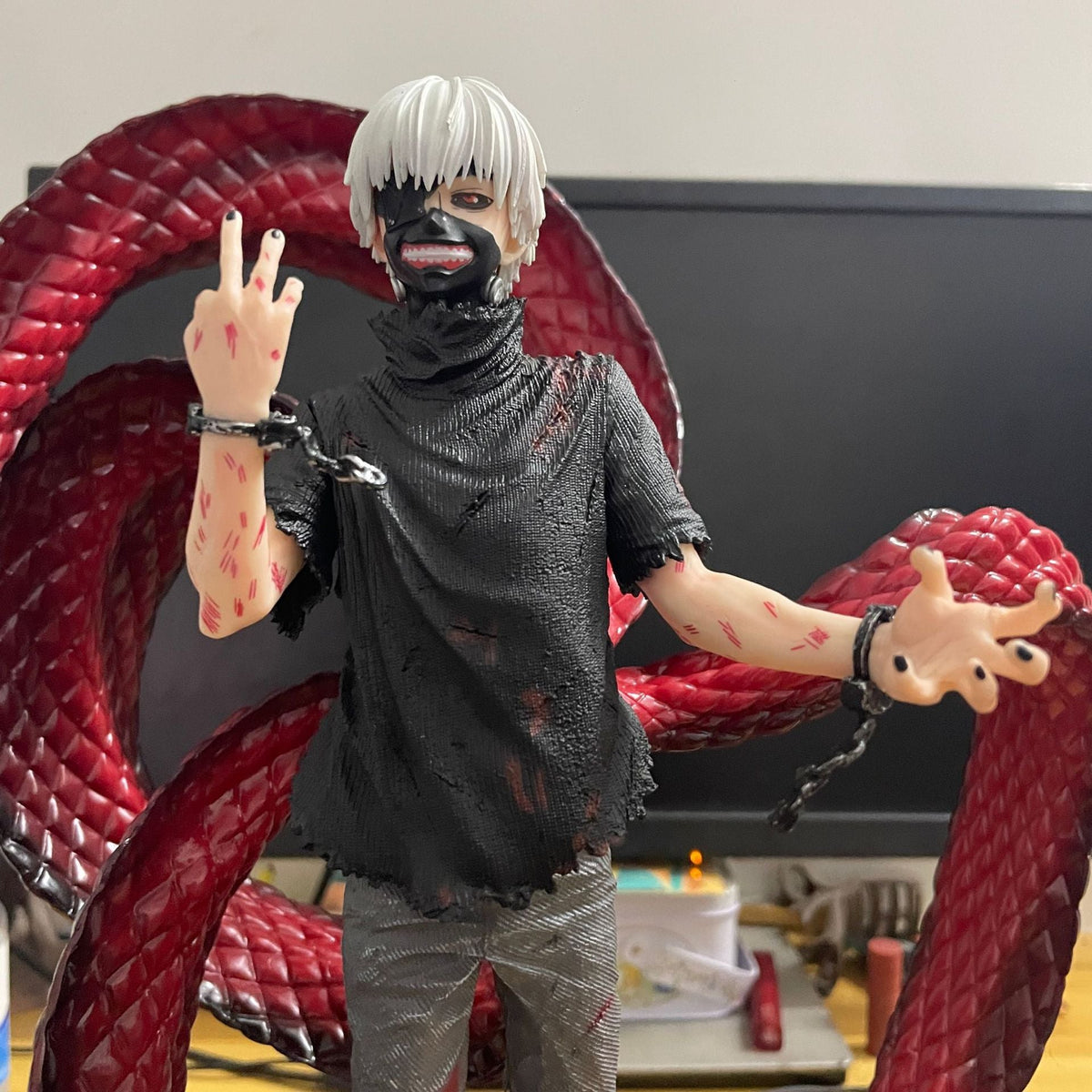 Tokyo Ghoul Kaneki Ken Kagune GK Diorama Statue