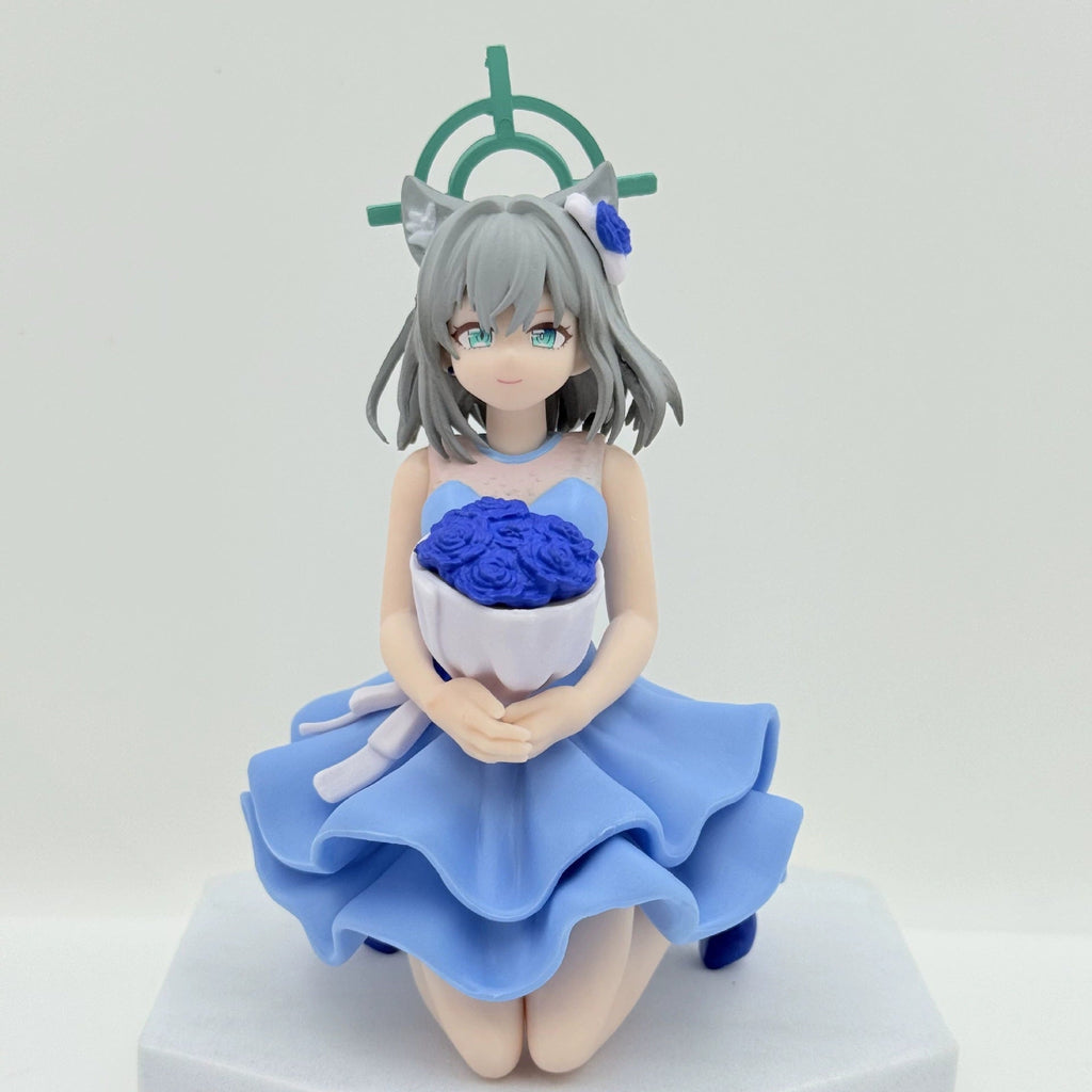 Blue Archive Hoshino Shiroko bouquet dress figure set