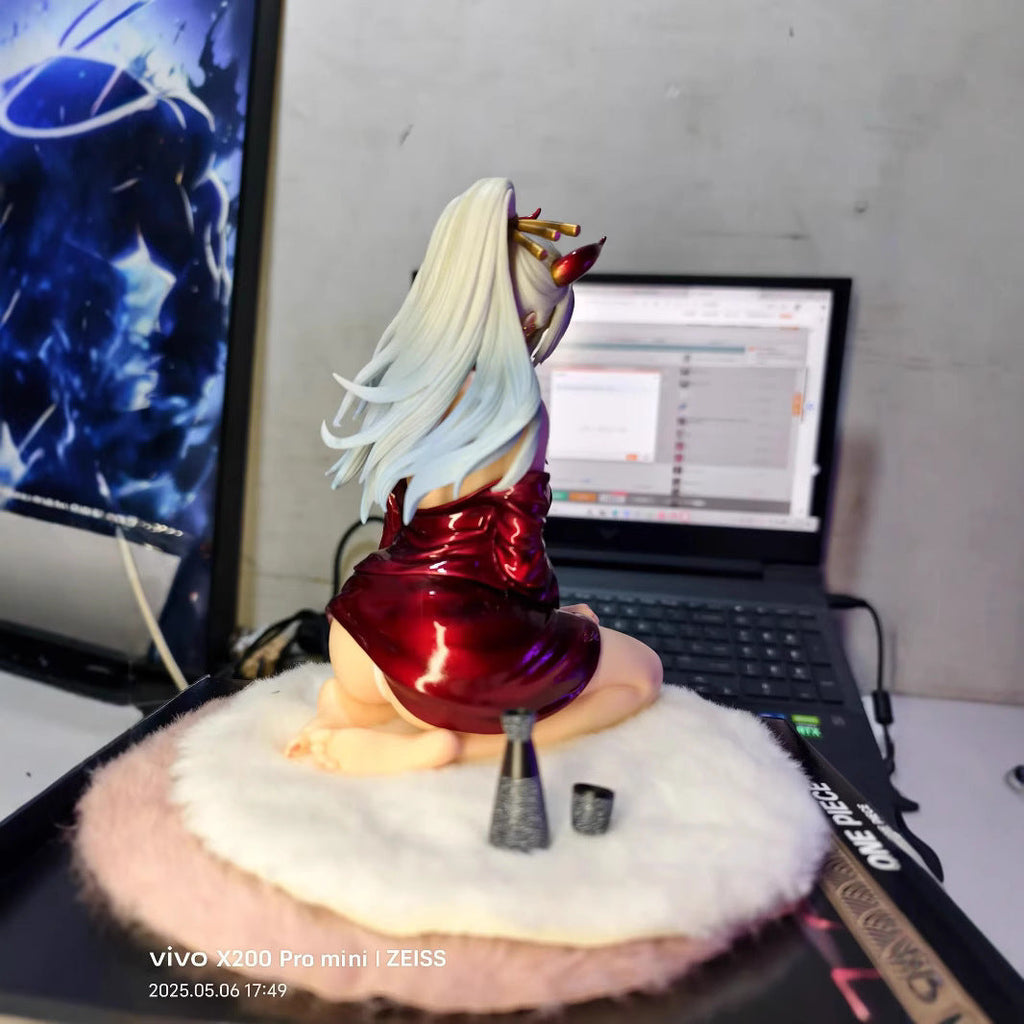One Piece Yamato kimono kneeling figure