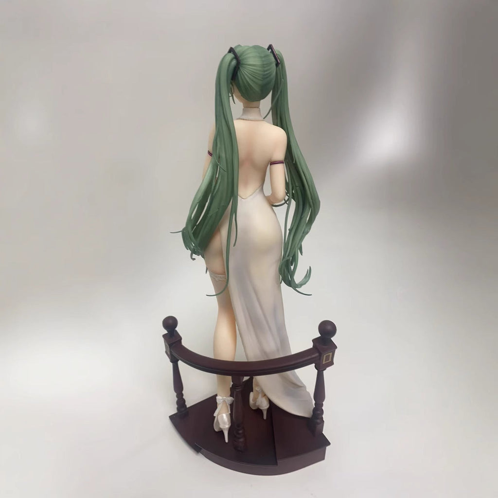 Hatsune Miku white evening dress gk statue